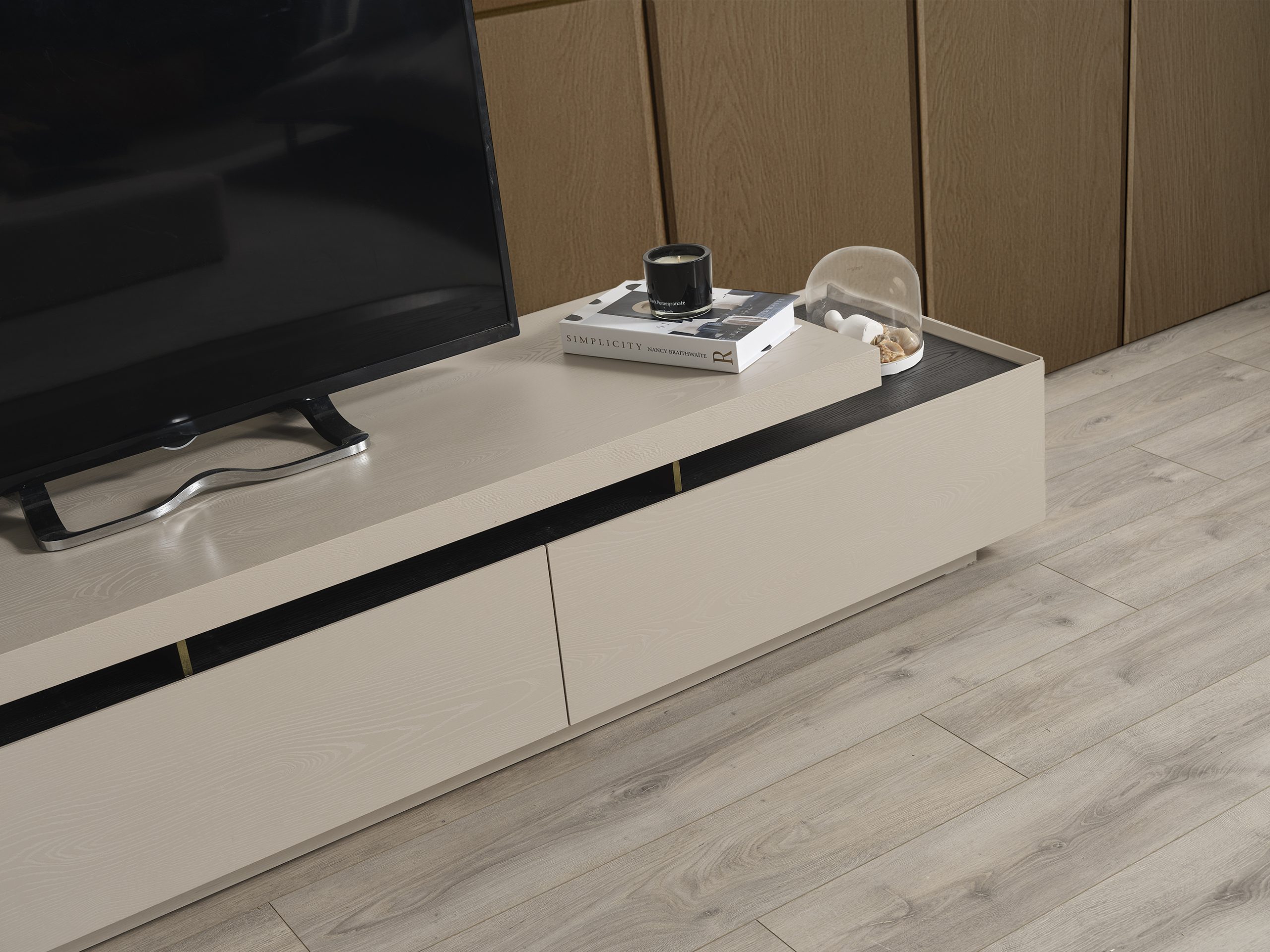 Nek-13751-copy-scaled