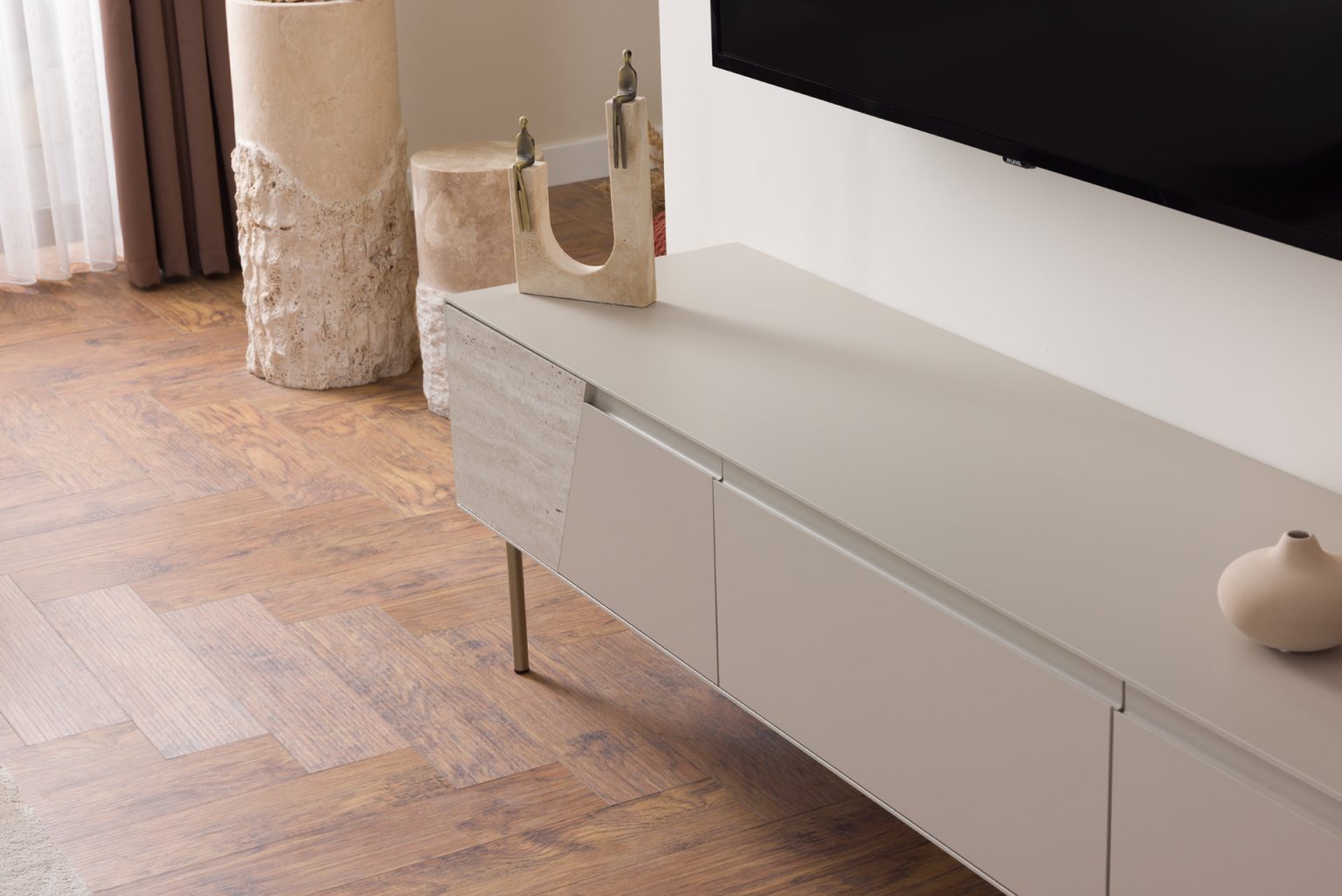 urun-rams-tv-unitesi4-1536x1025